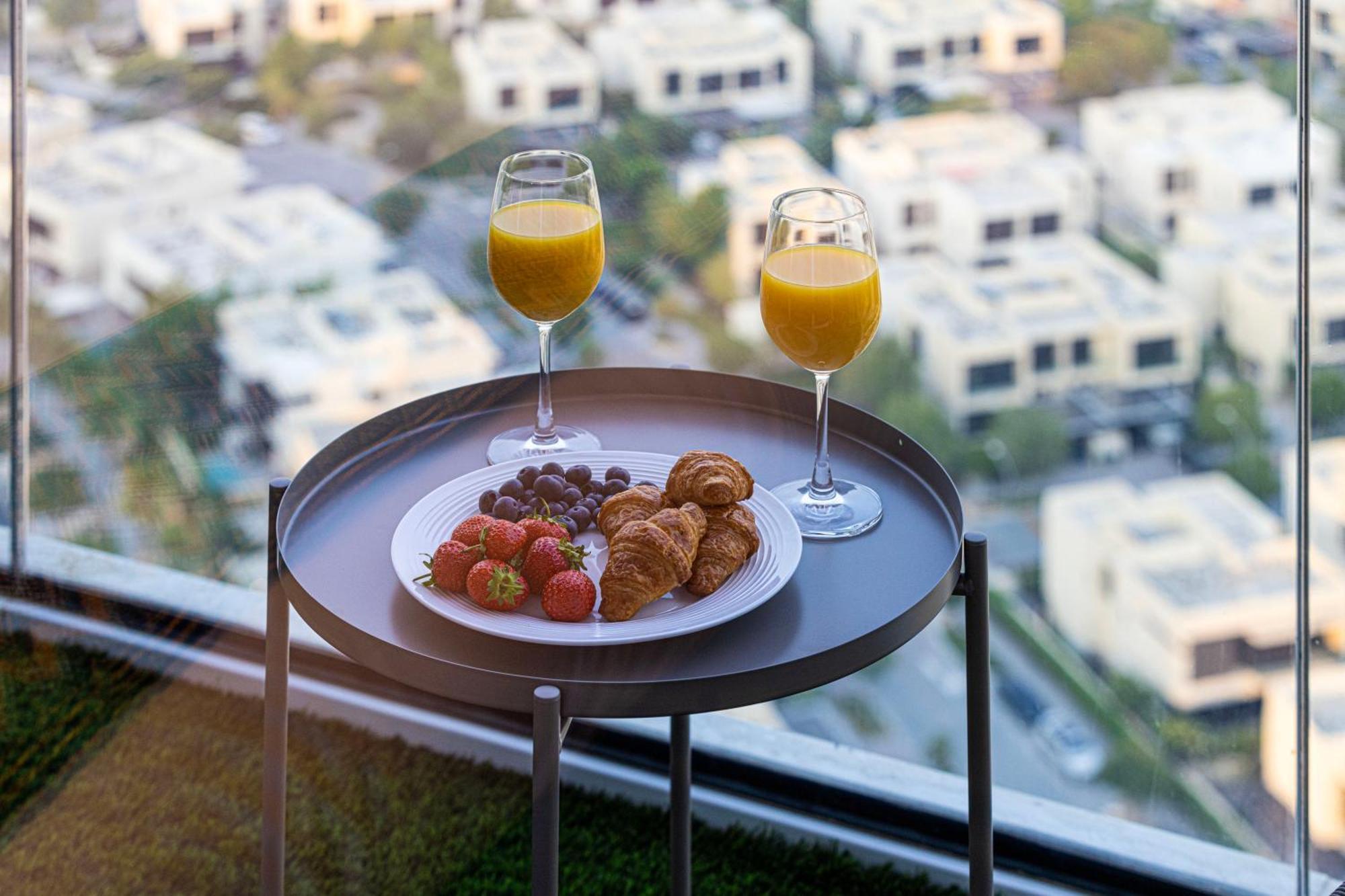 Smartstay At Carson Tower - Panoramic Views - Modern Luxury Apartment