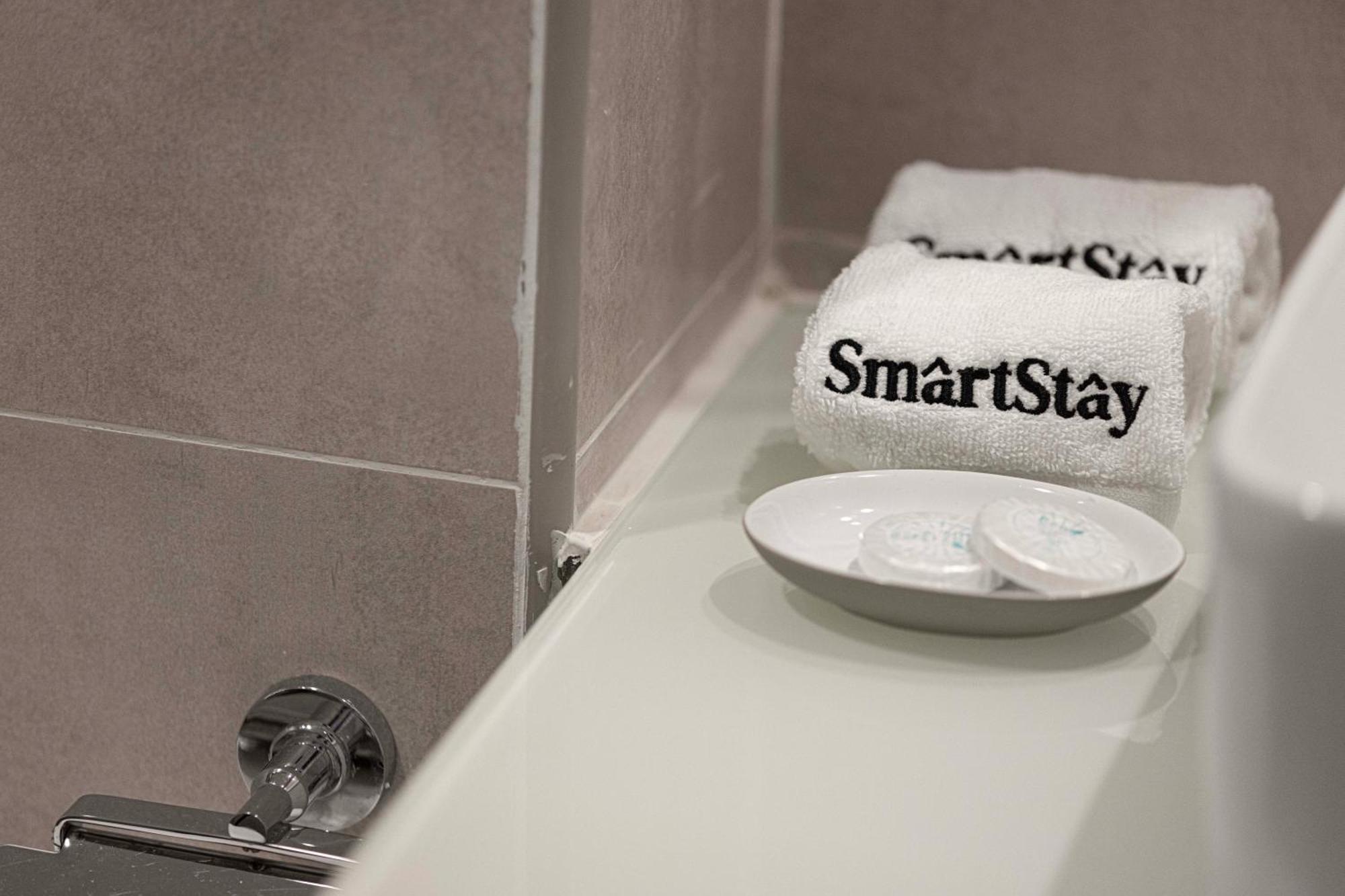 Smartstay At Carson Tower - Panoramic Views - Modern Luxury Apartment