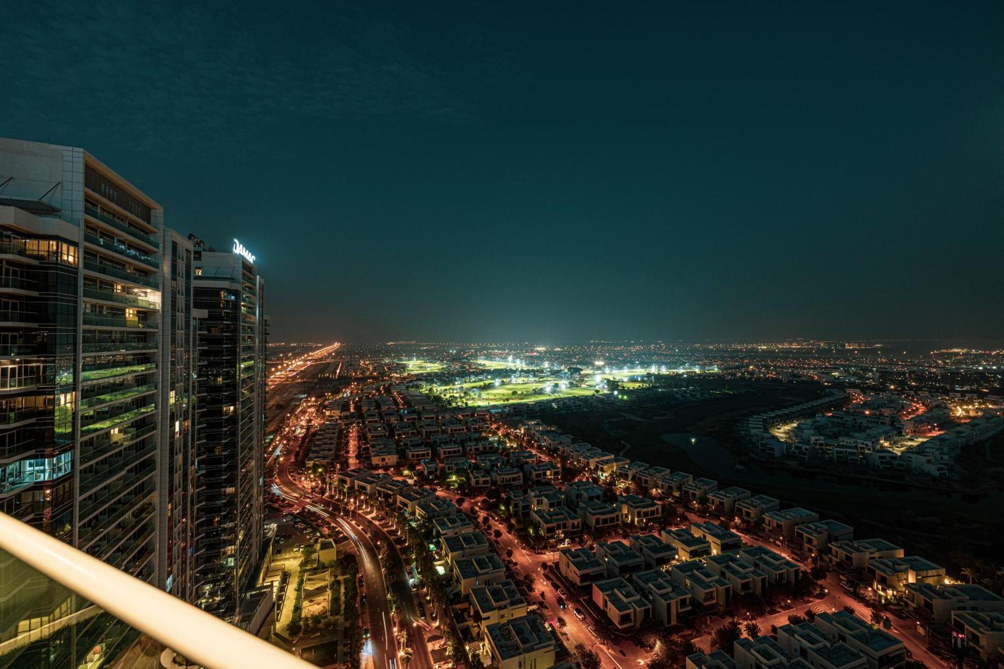 Smartstay At Carson Tower - Panoramic Views - Modern Luxury Apartment