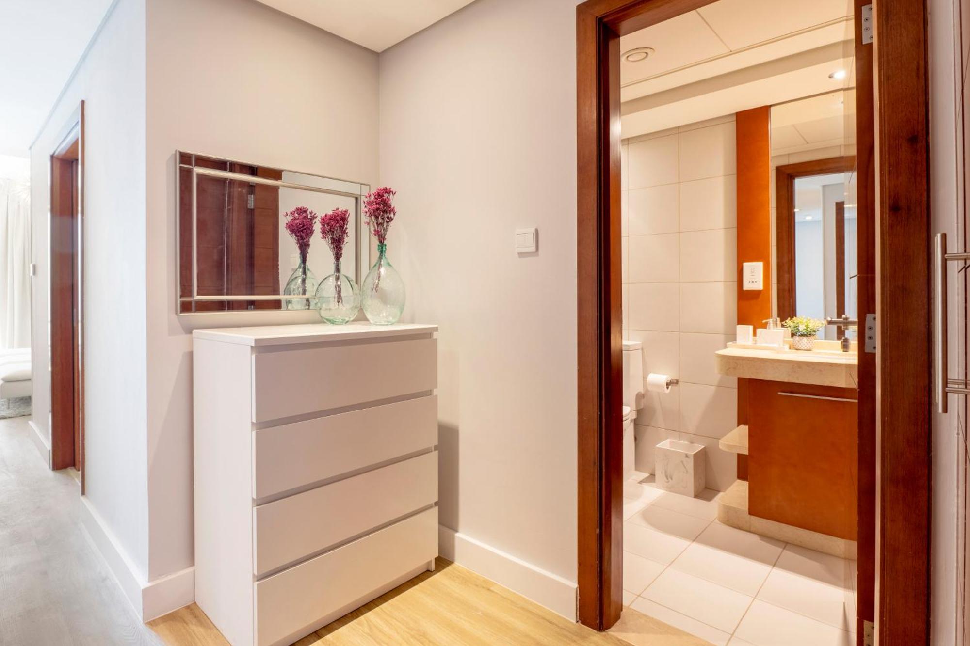 Apartment Luxury Downtown 2br - 5 Min To Fountain - Full Burj Khalifa View Dubai