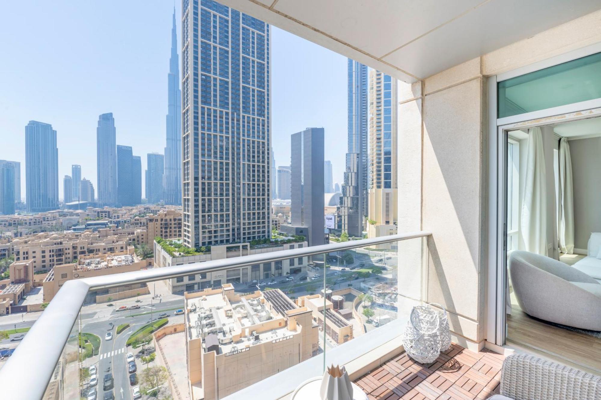 Luxury Downtown 2br - 5 Min To Fountain - Full Burj Khalifa View