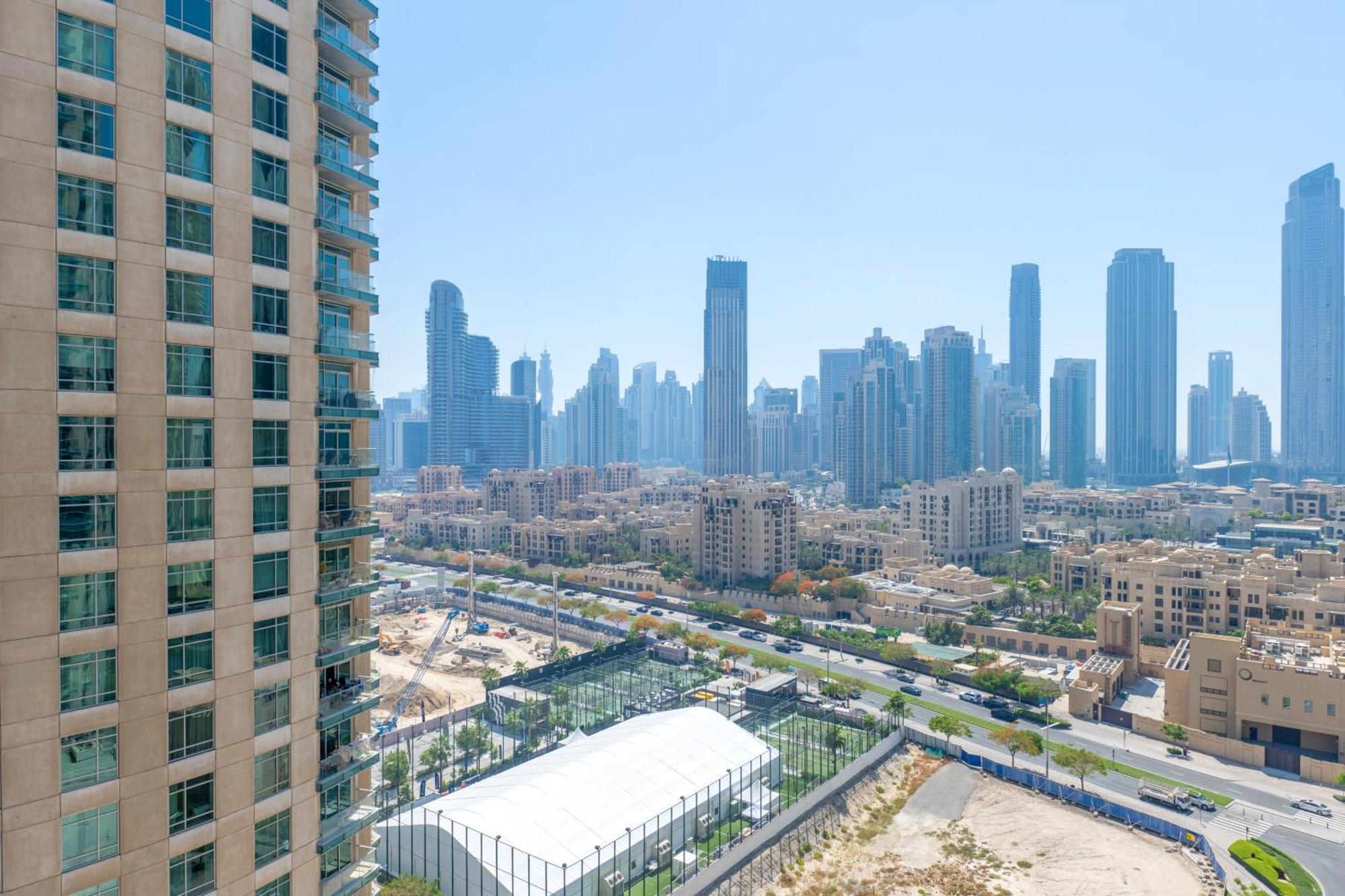 Luxury Downtown 2br - 5 Min To Fountain - Full Burj Khalifa View Apartment