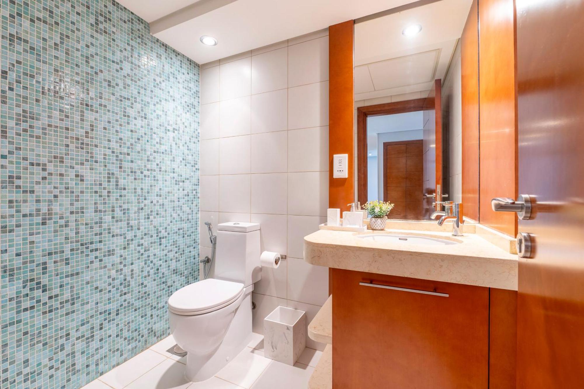 Luxury Downtown 2br - 5 Min To Fountain - Full Burj Khalifa View *