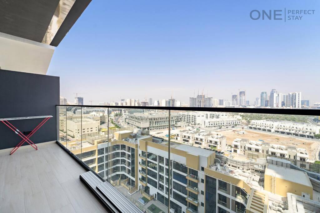 Luxury 1br At Binghatti Heights Dubai
