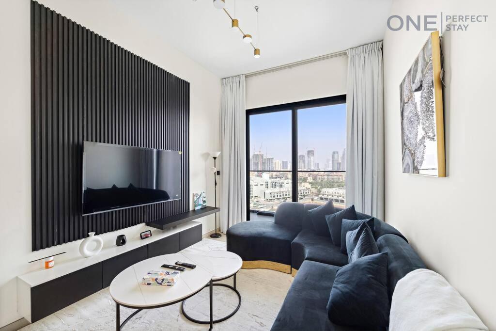 Luxury 1br At Binghatti Heights * Dubai
