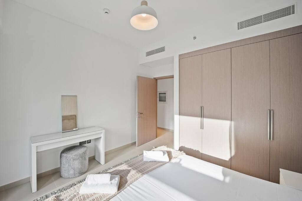 Apartment Brand New 1br Downtown - Next To Mall *