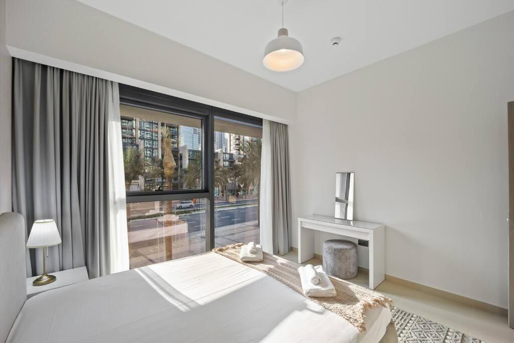 Brand New 1br Downtown - Next To Mall Apartment