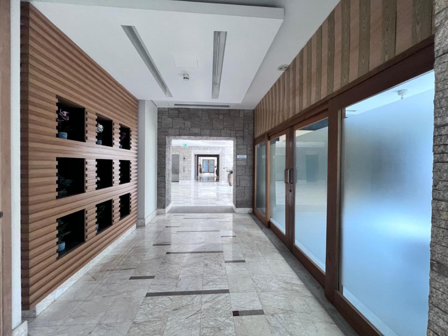 Beautiful 2br Study - Marina *