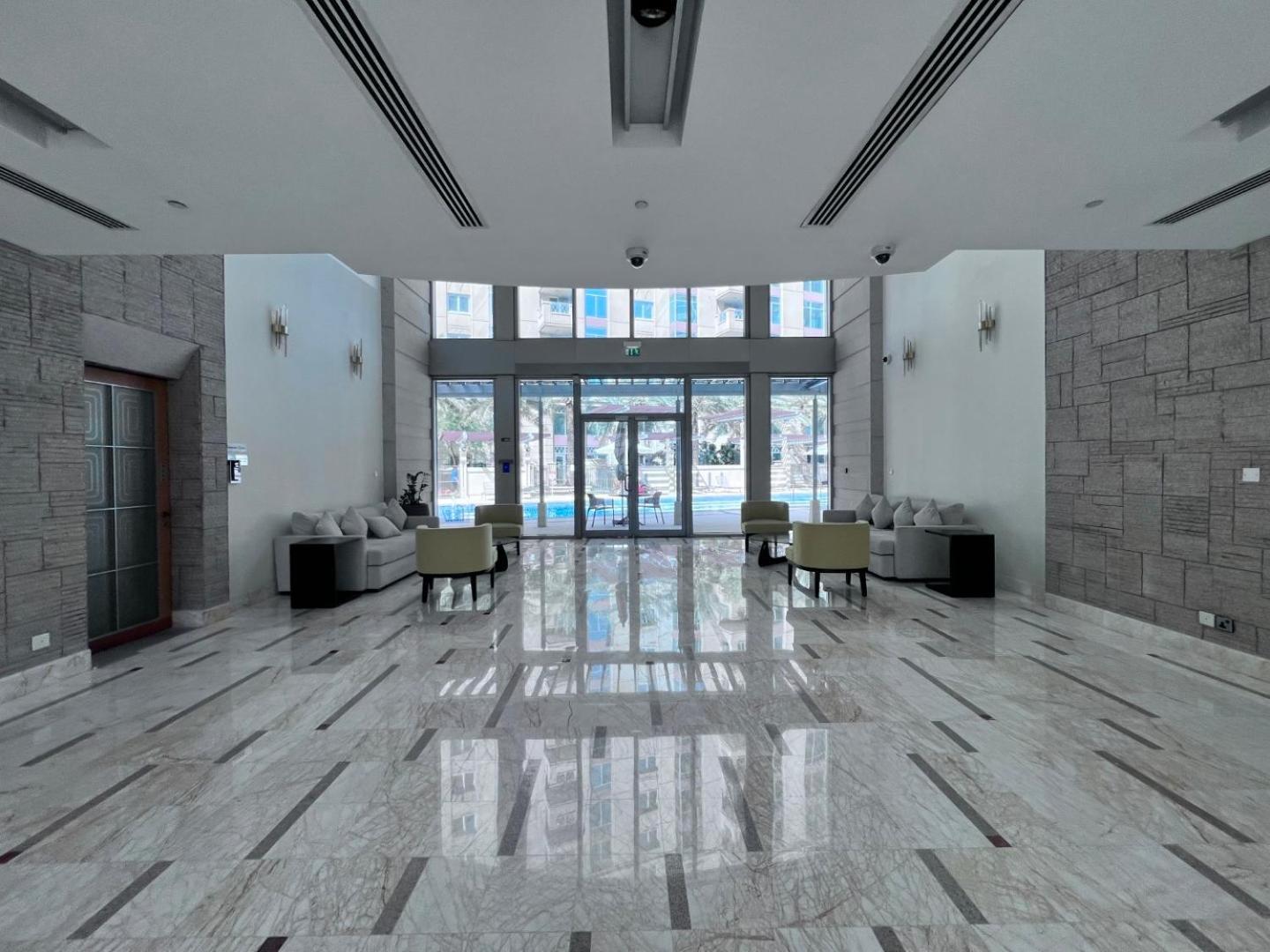 Beautiful 2br Study - Marina Apartment