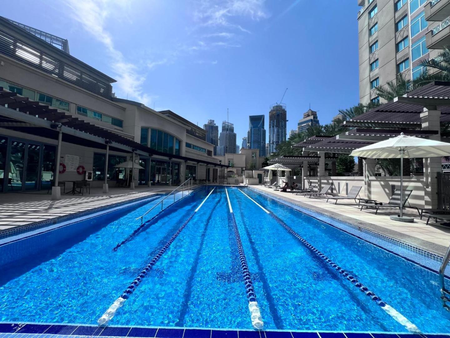 Beautiful 2br Study - Marina * Dubai