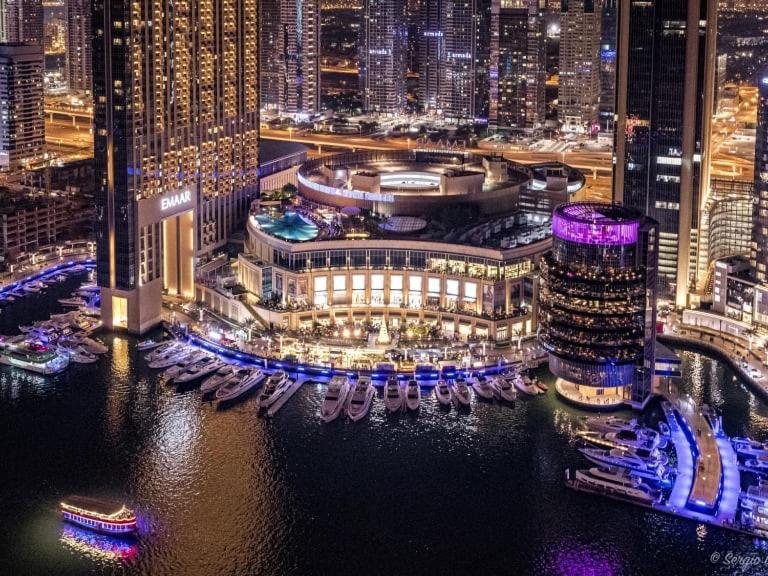Elegant 10 Minutes From Marina * Dubai