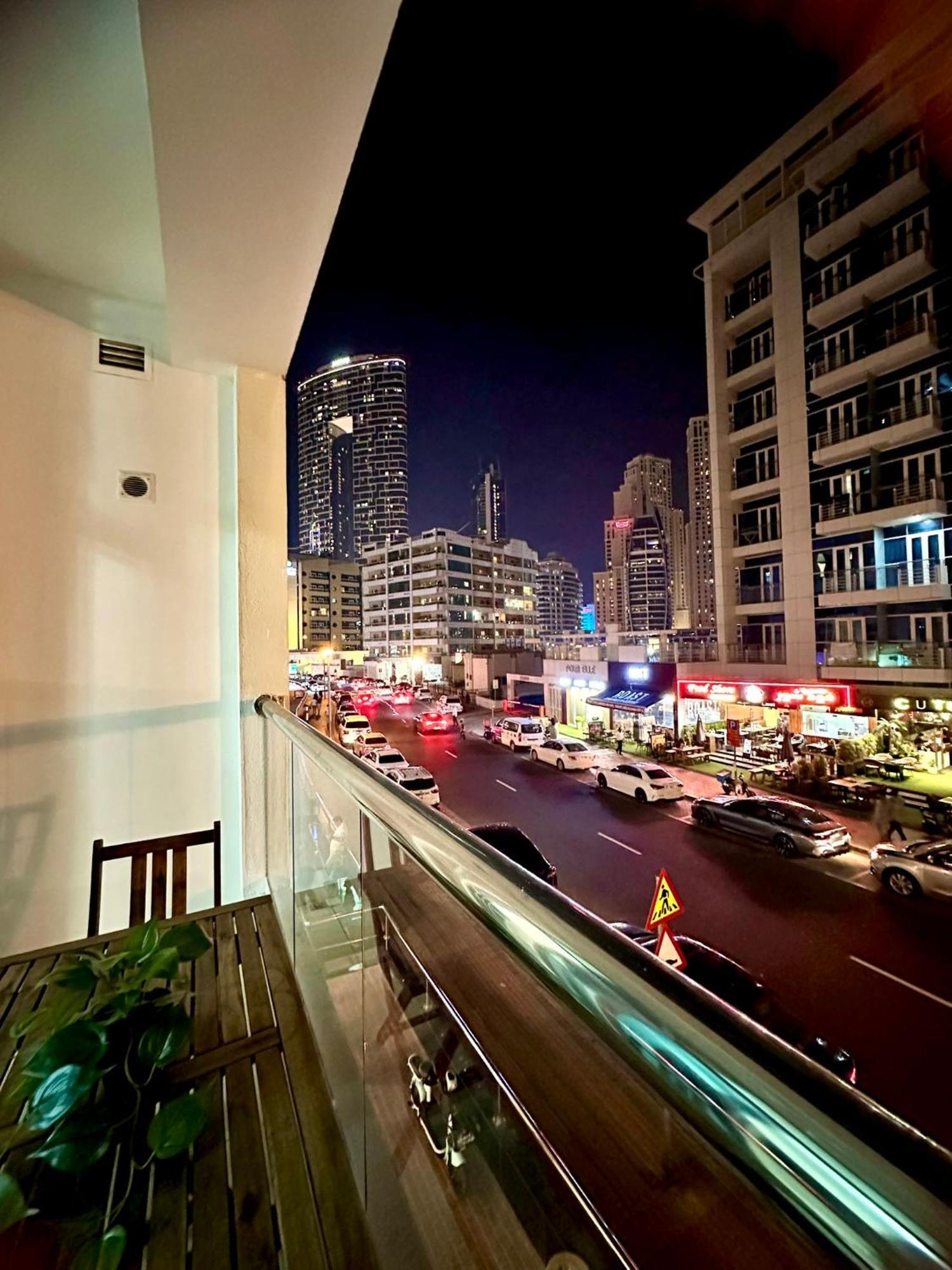 Elegant 10 Minutes From Marina * Dubai