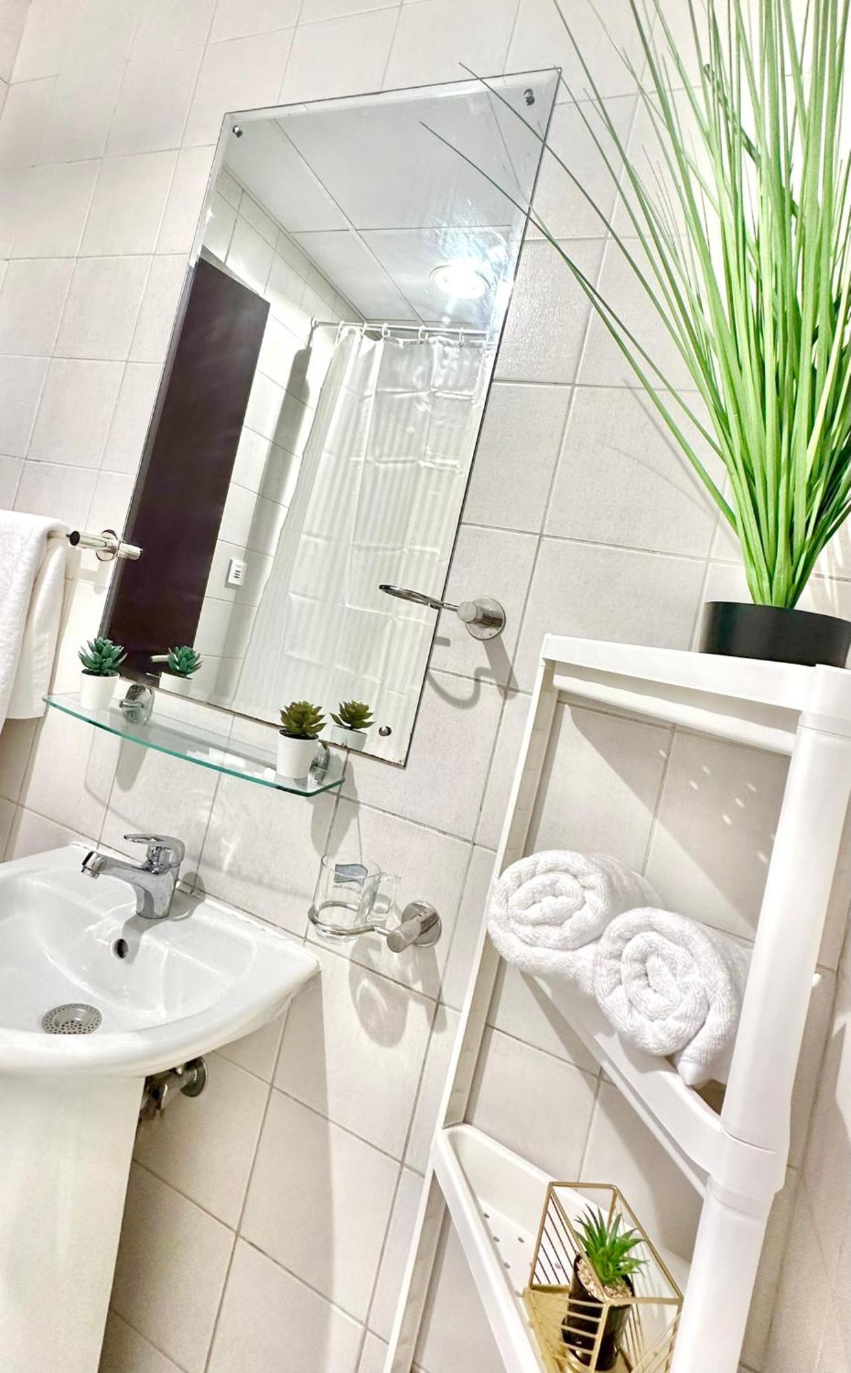 Apartment Elegant 10 Minutes From Marina