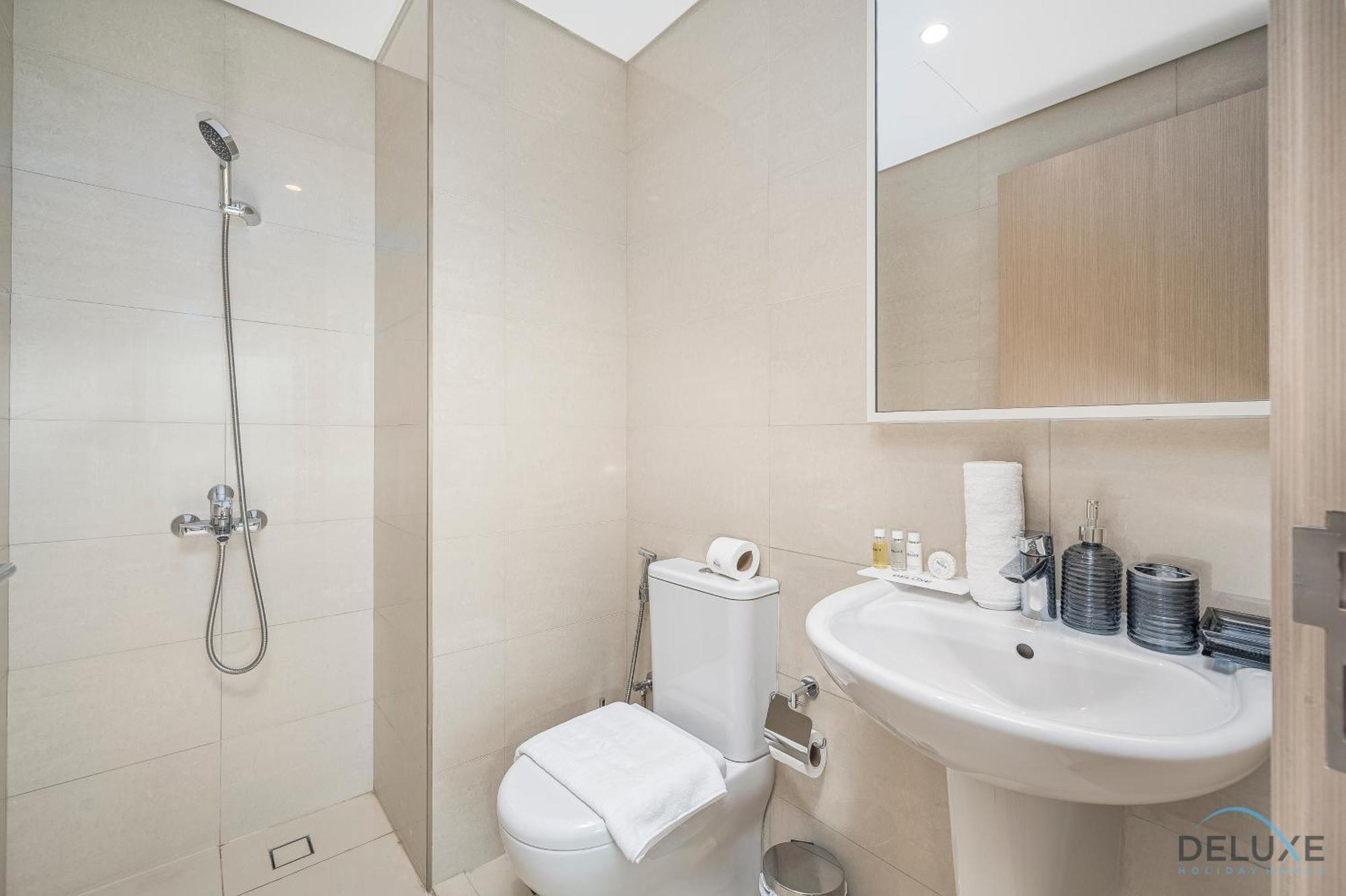 Luxurious 3br With Burj Khalifa View, Downtown By Deluxe Homes Apartment Dubai