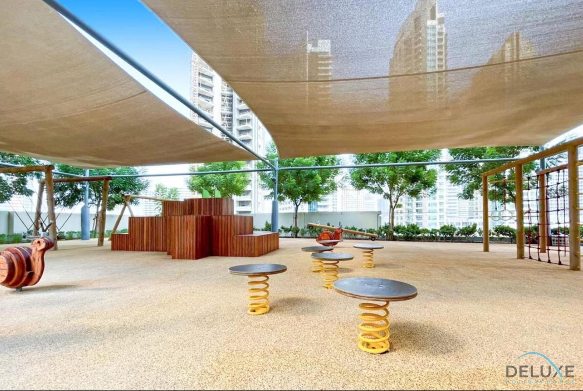 Luxurious 3br With Burj Khalifa View, Downtown By Deluxe Homes Apartment Dubai
