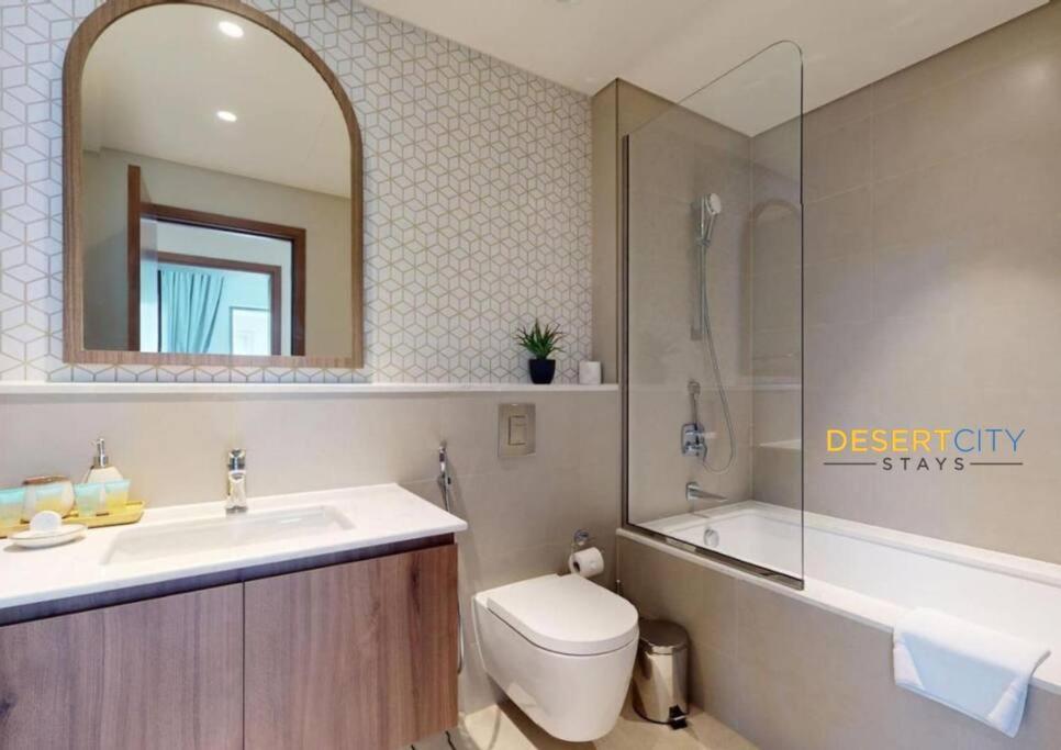 Luxurious 1 Bed In Creek Harbor, Hosted By Desert Apartment Dubai