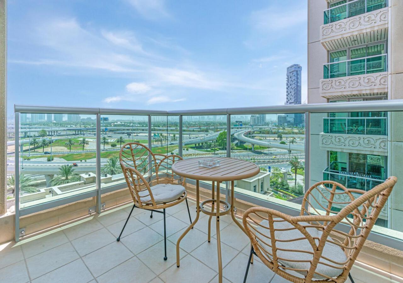 Apartment Savis Home- Stunning & Vibrant Marina Dubai