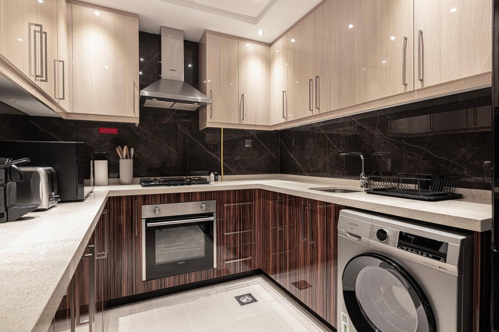 Apartment Luxurious Downtown Oasis By Burj Khalifa And Mall Dubai