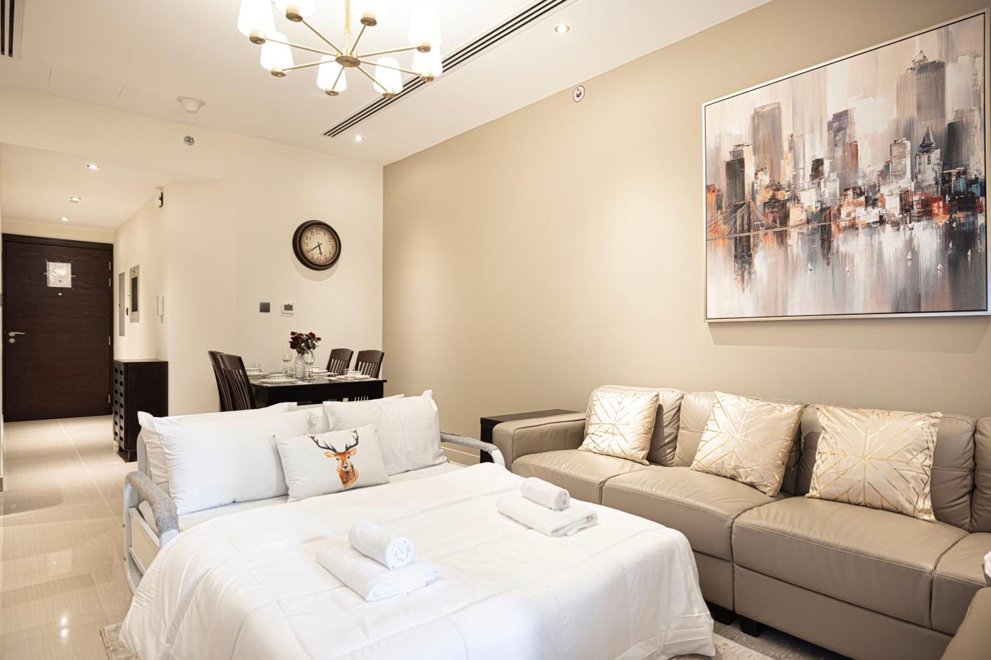 Apartment Luxurious Downtown Oasis By Burj Khalifa And Mall