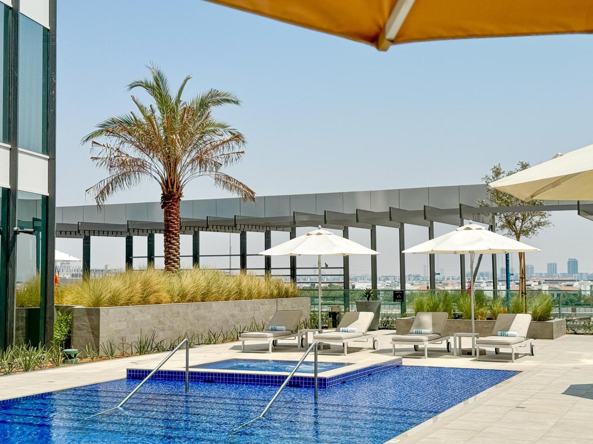 Hotel Business Bay By Ihg 4*