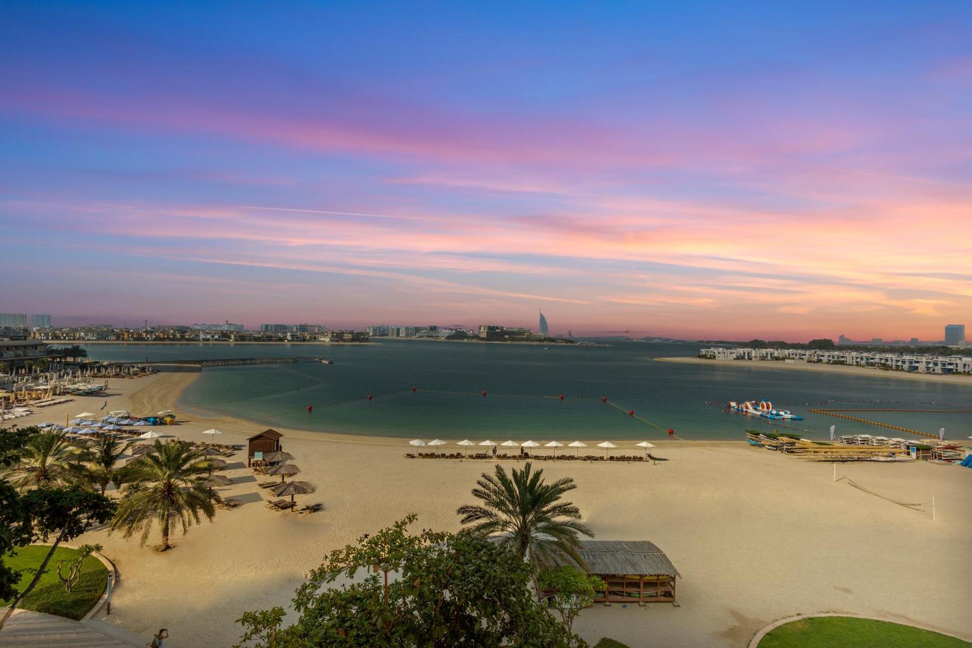Apartment Exquisite 1br With Private In Palm Jumeirah *