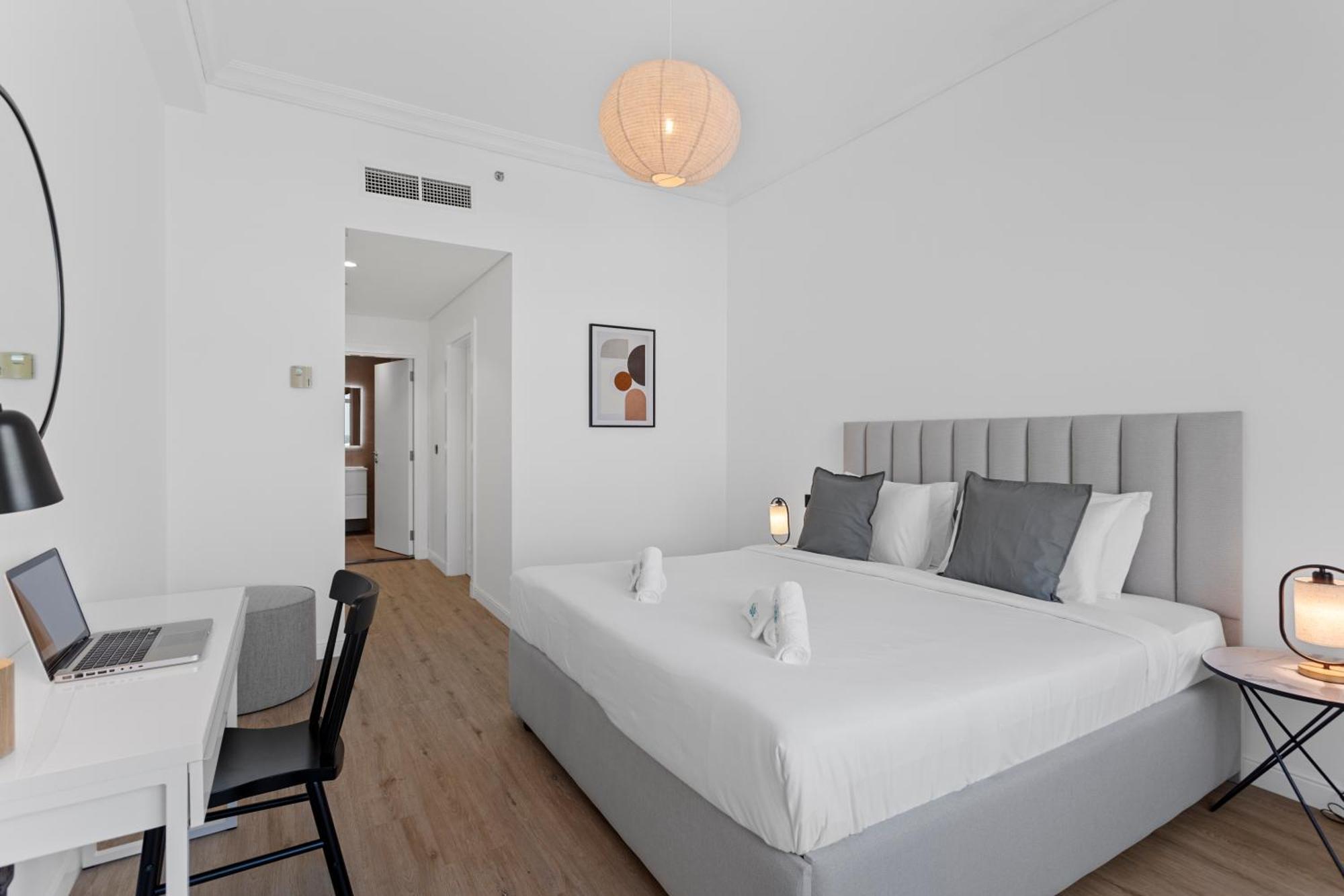 Apartment Exquisite 1br With Private In Palm Jumeirah *
