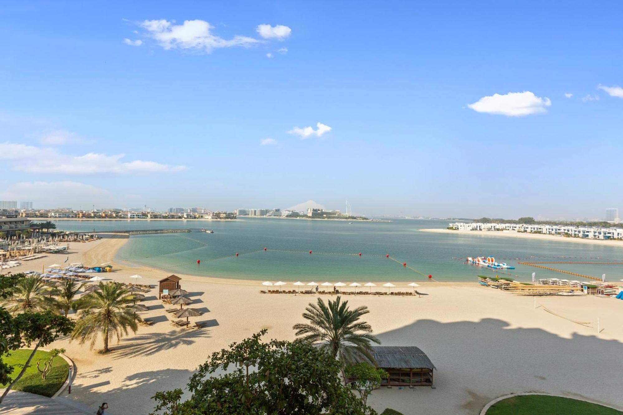 Exquisite 1br With Private In Palm Jumeirah Dubai