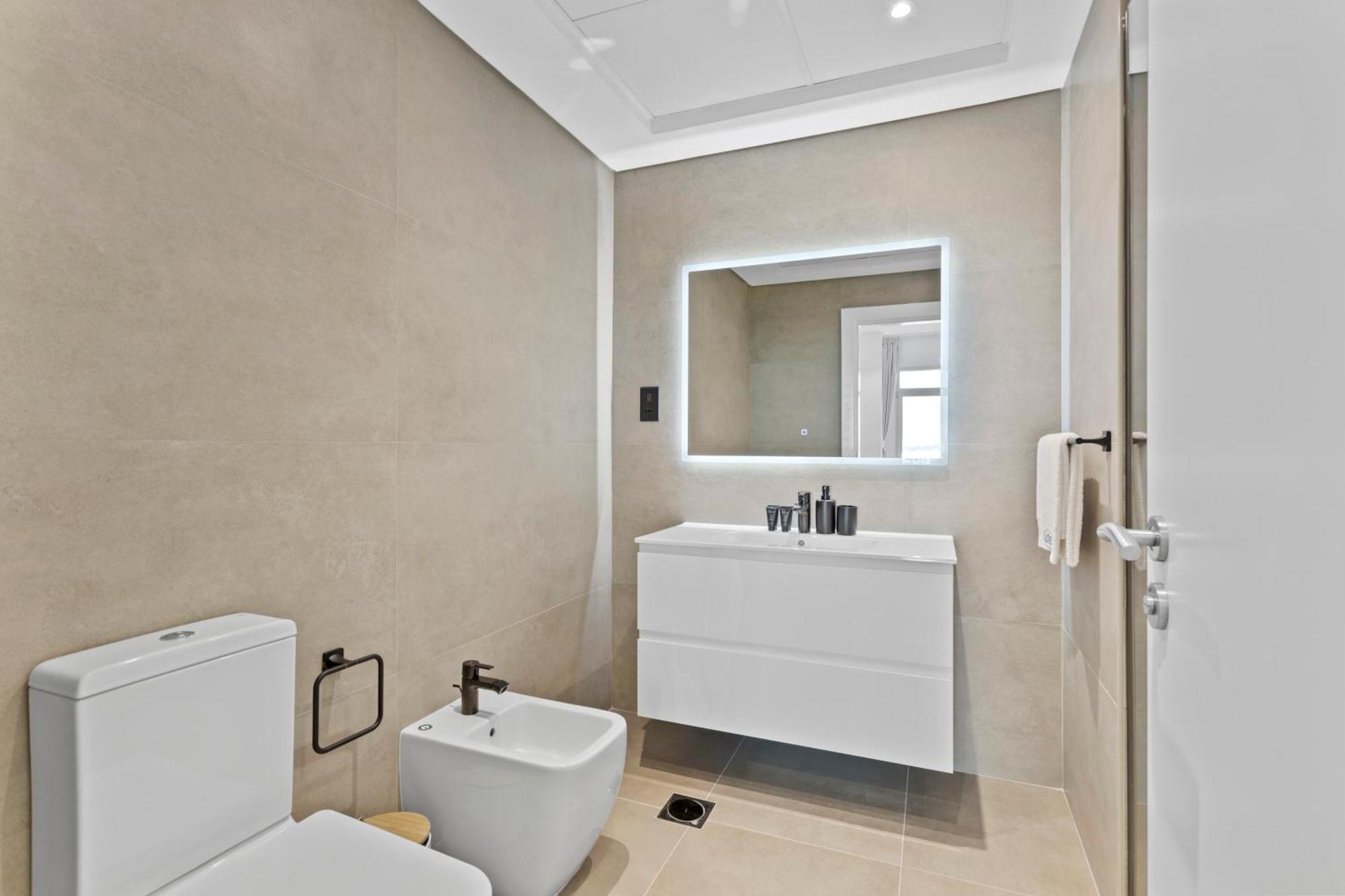 Apartment Exquisite 1br With Private In Palm Jumeirah