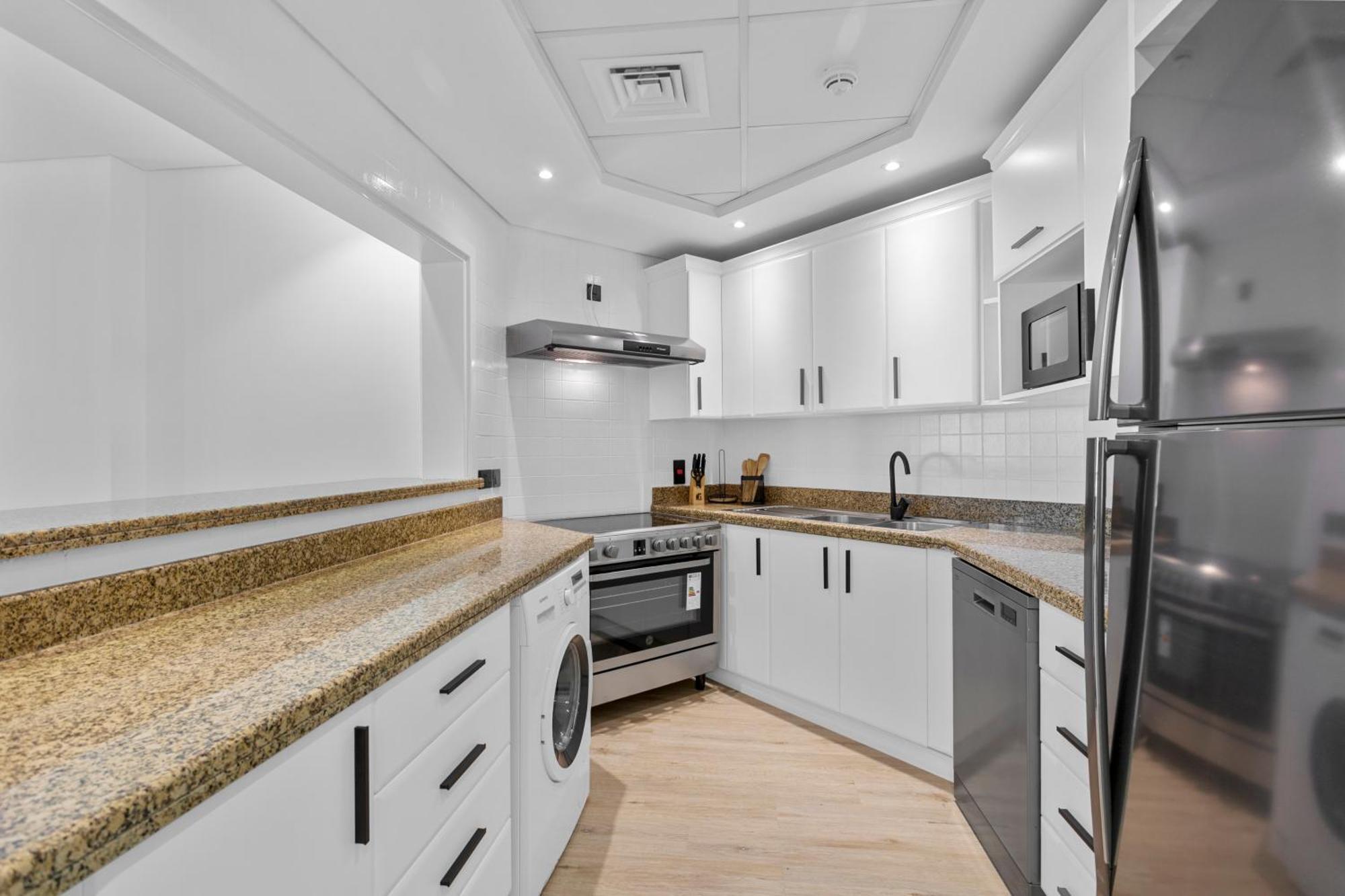Exquisite 1br With Private In Palm Jumeirah