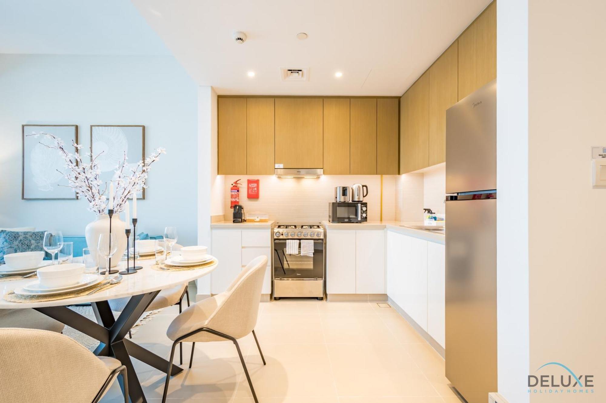 Alluring 1br With Marina View At 5242 Tower 2 Marina By Deluxe Homes *
