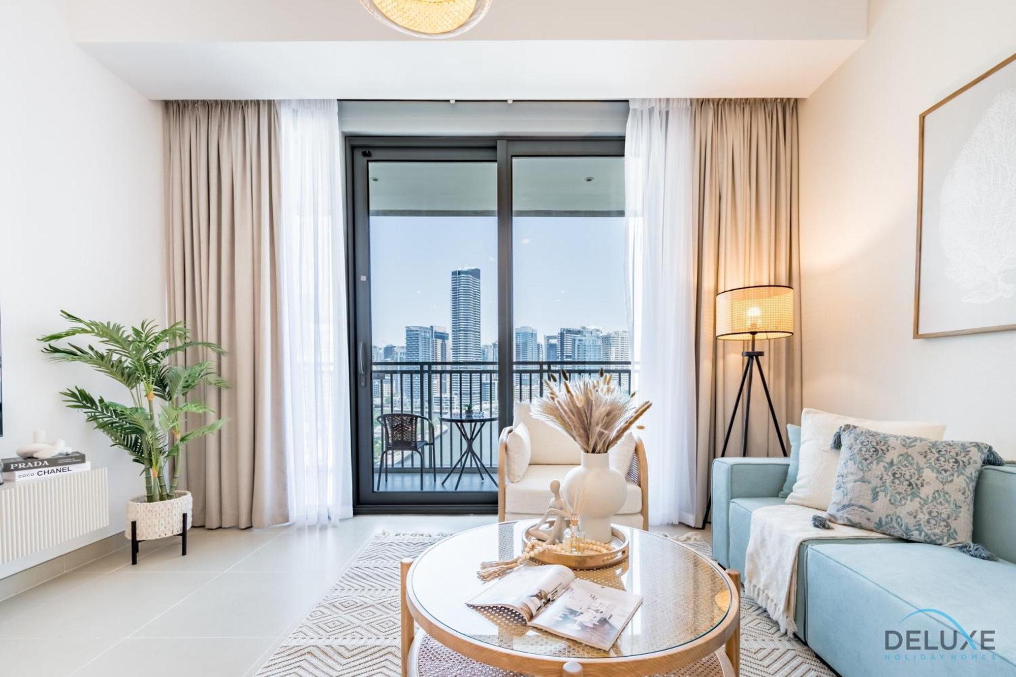 Alluring 1br With Marina View At 5242 Tower 2 Marina By Deluxe Homes Apartment
