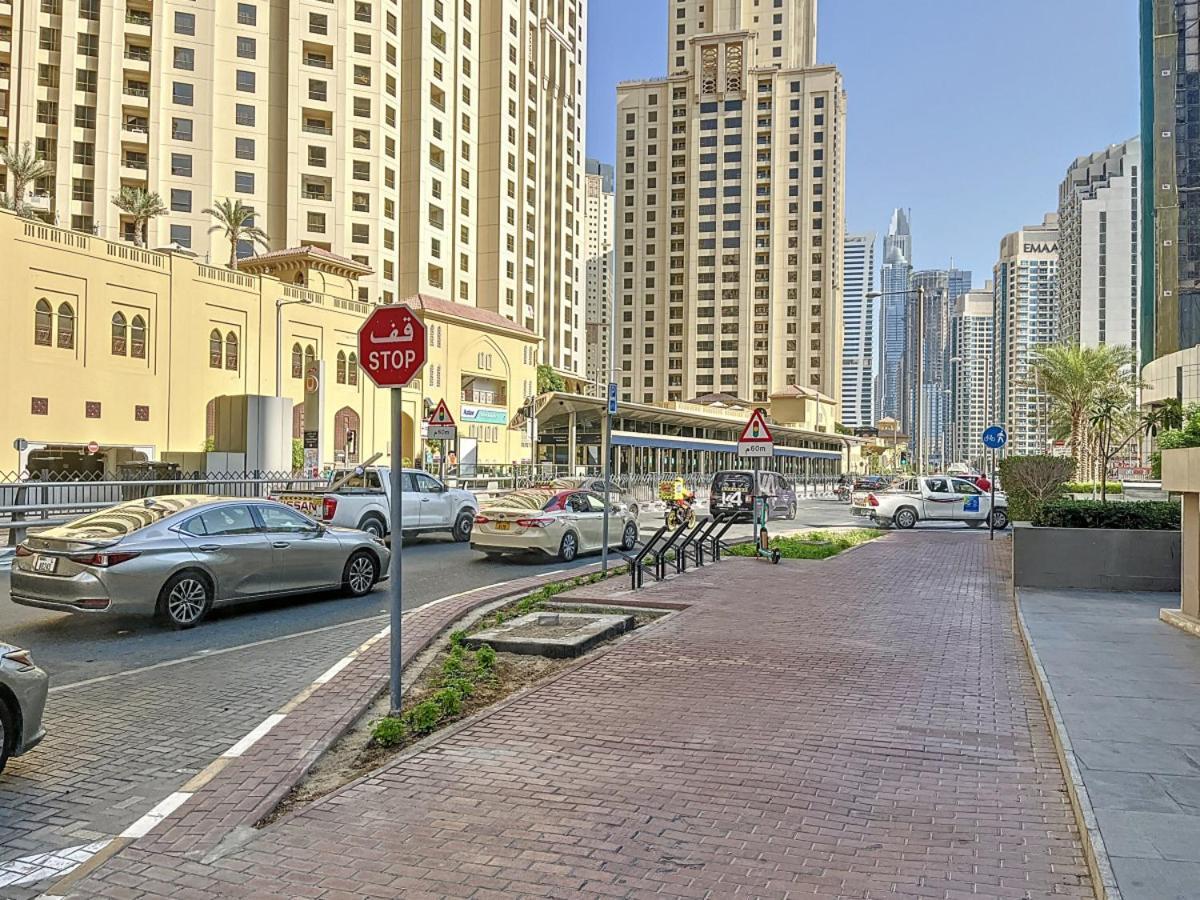 Bay - Enticing Two Bedroom Apartment Dubai