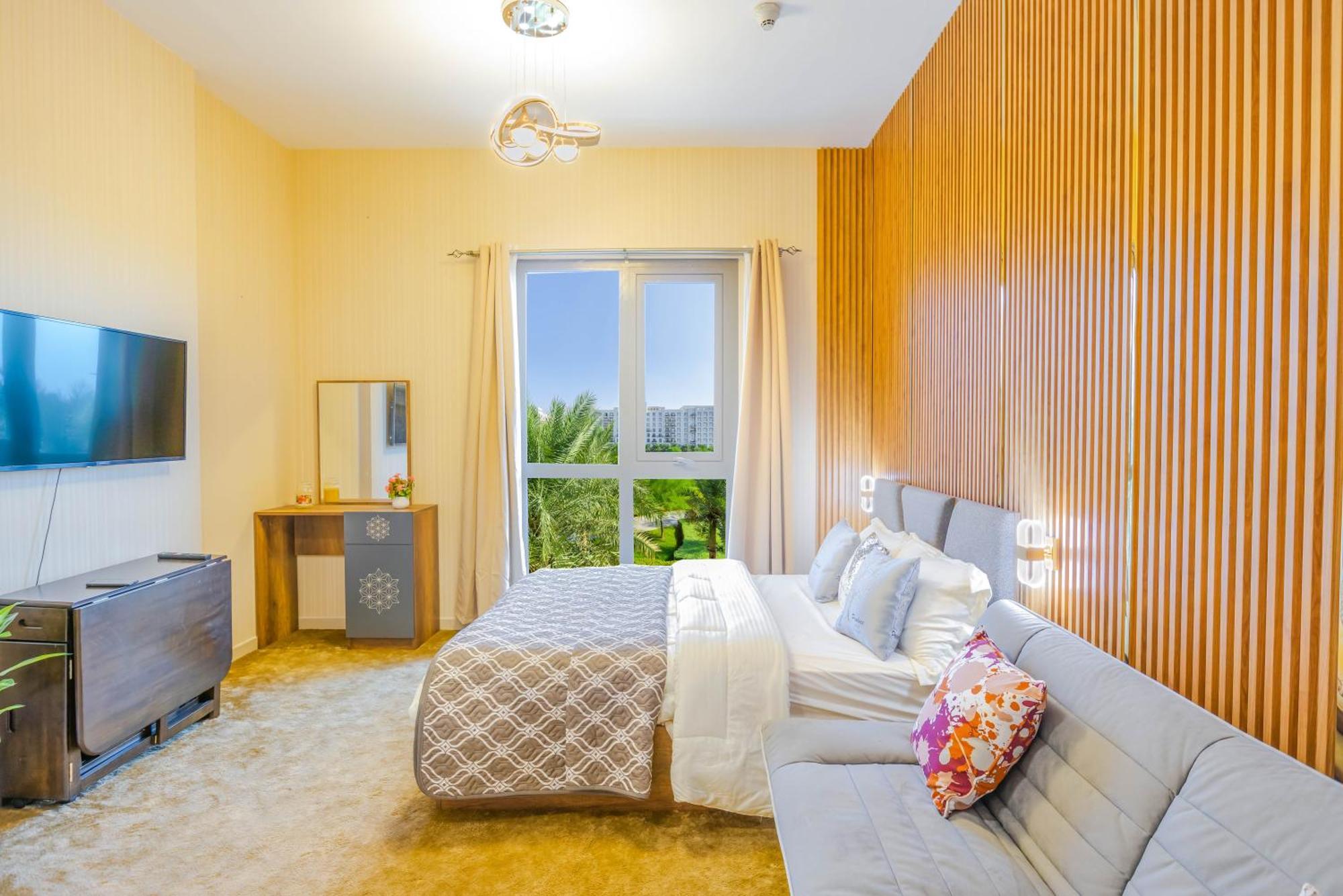 Apartment Beautiful - Town Square Dubai