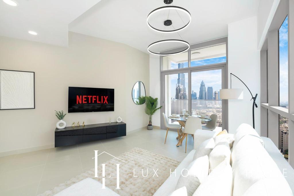 Lux The Executive Burj Khalifa View Apartment Dubai
