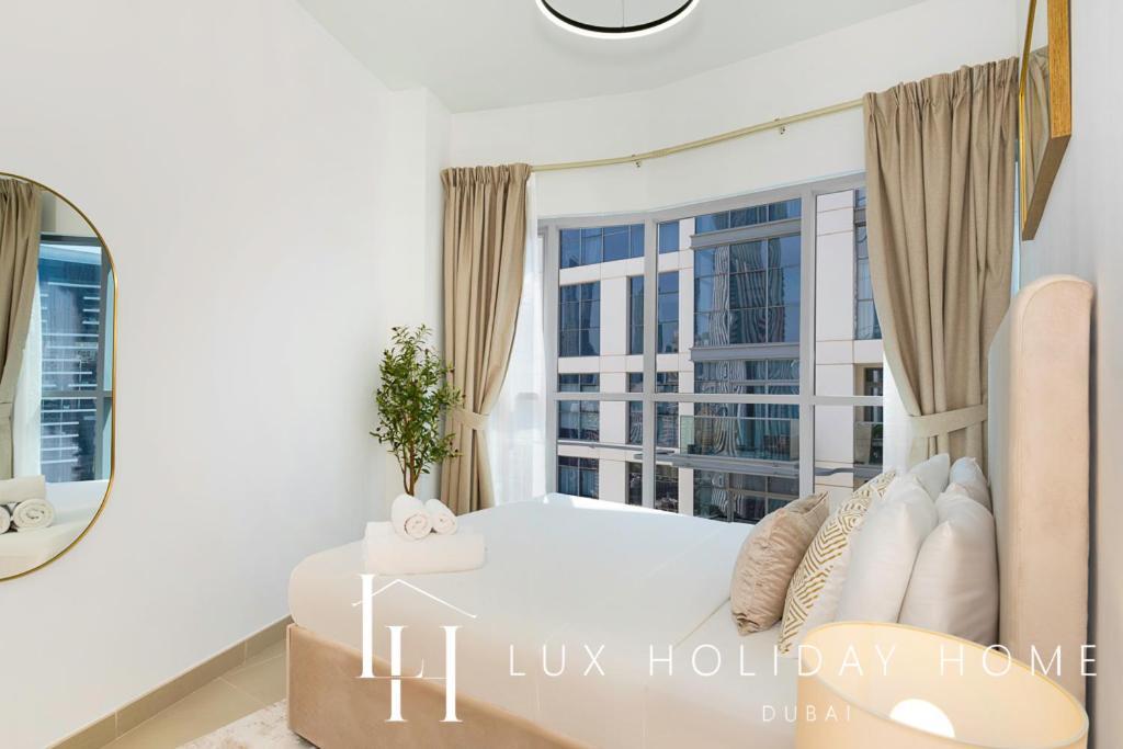 Lux The Executive Burj Khalifa View Apartment Dubai