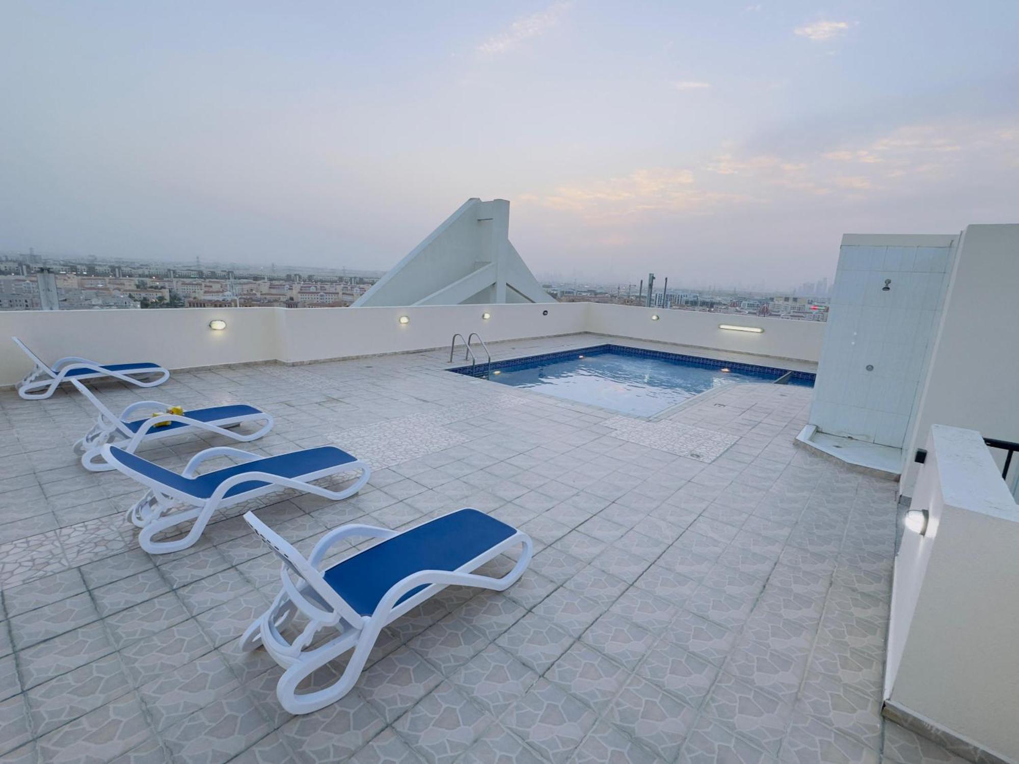 Super Deluxe 1 Bhk 2 Bath In With Pool & Gym Apartment Dubai