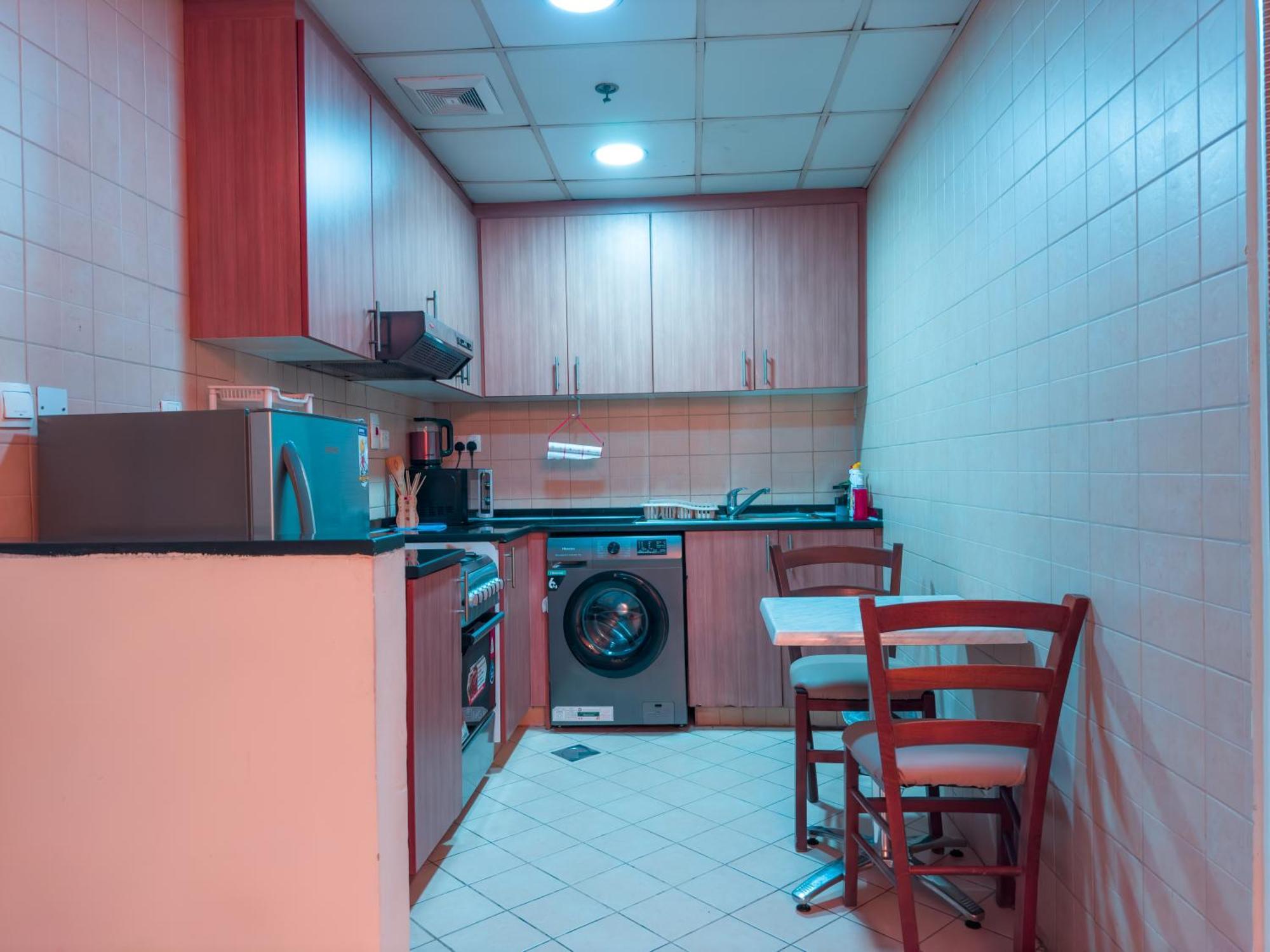 Super Deluxe 1 Bhk 2 Bath In With Pool & Gym * Dubai