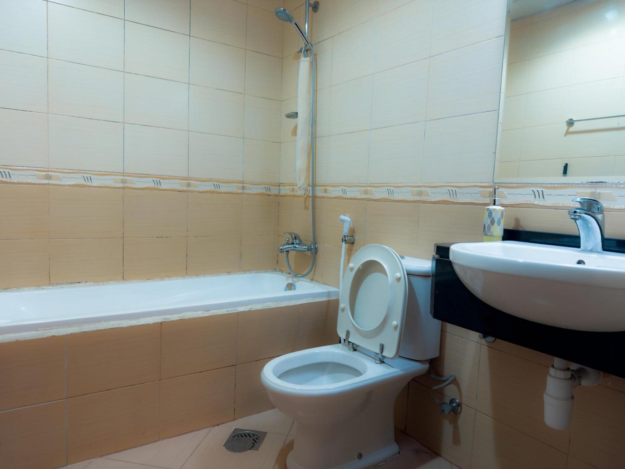 Apartment Super Deluxe 1 Bhk 2 Bath In With Pool & Gym