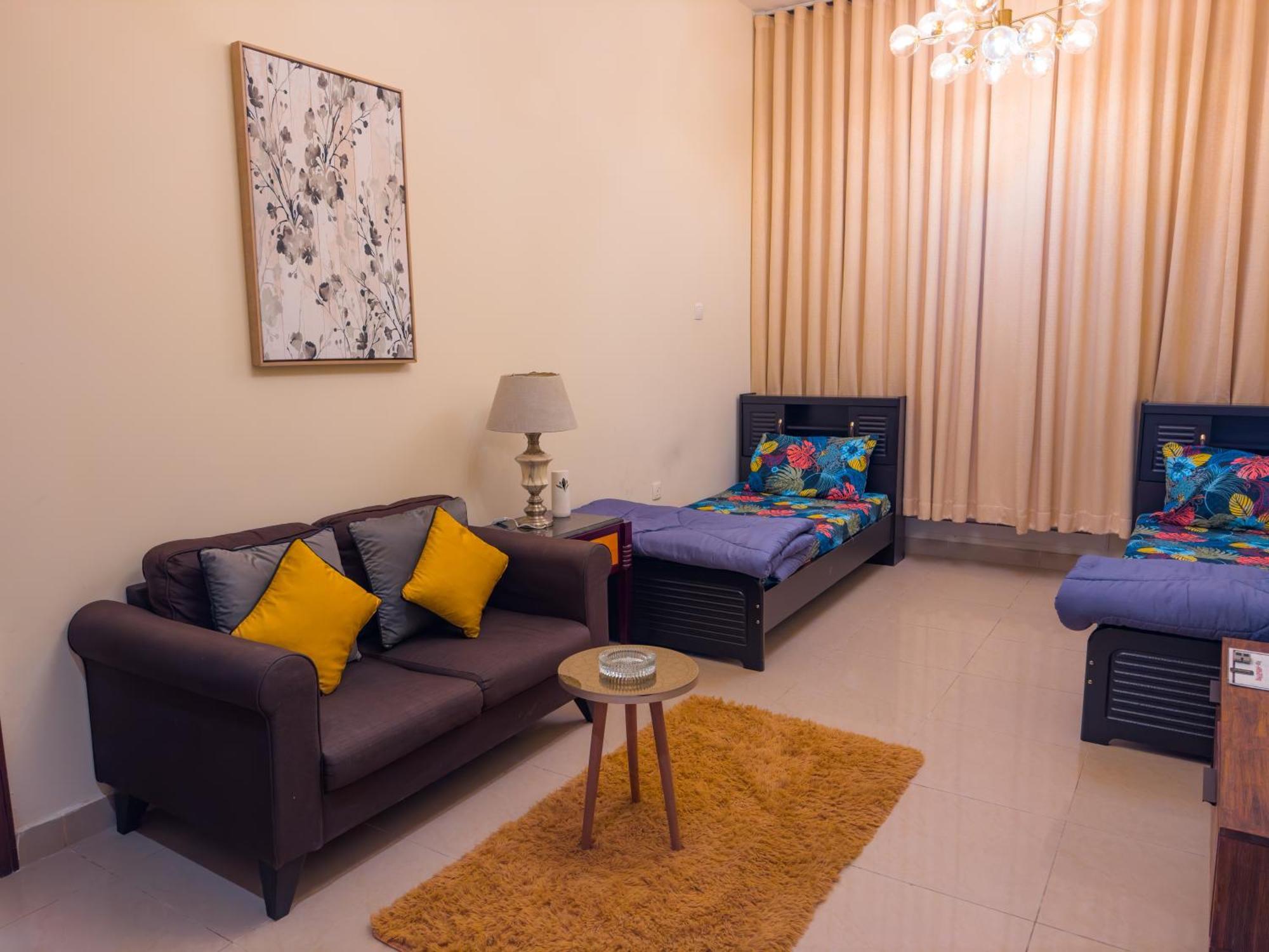 Apartment Super Deluxe 1 Bhk 2 Bath In With Pool & Gym