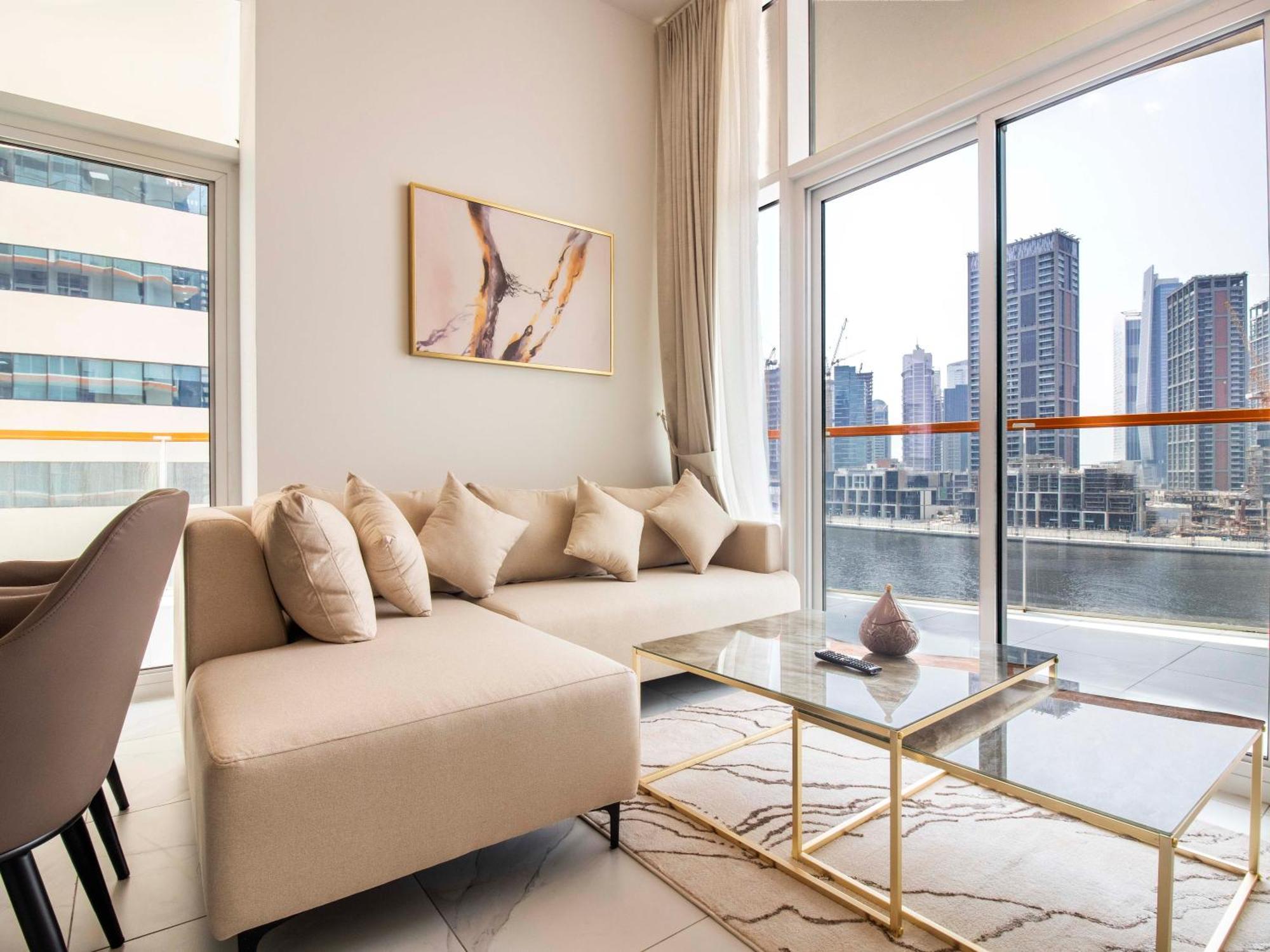 Elegant 2br Ensuite With Canal & Burj Khalifa View Dubai