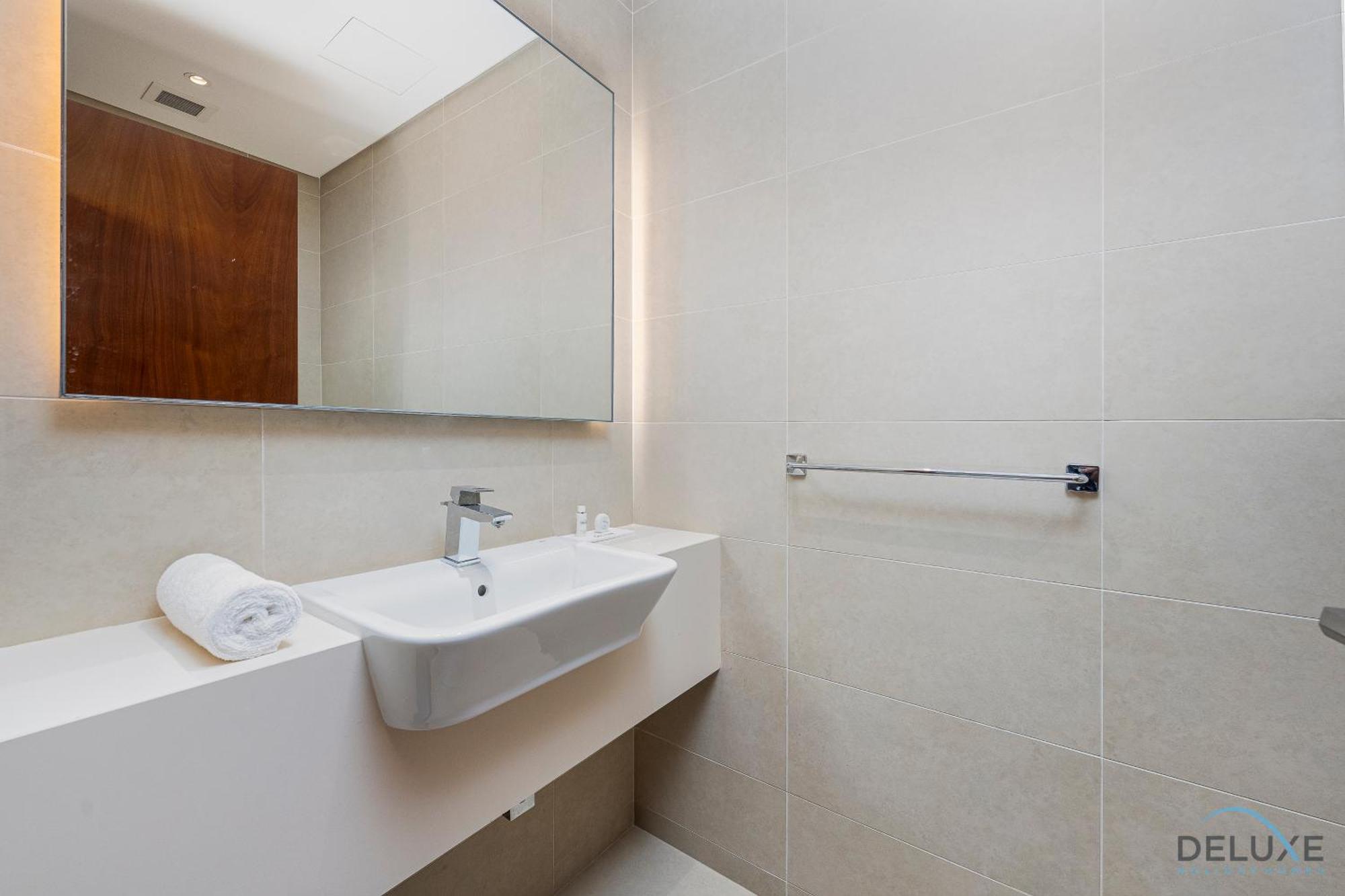 Apartment Chic 1br In The At Marina Gate 2, Marina By Deluxe Homes Dubai