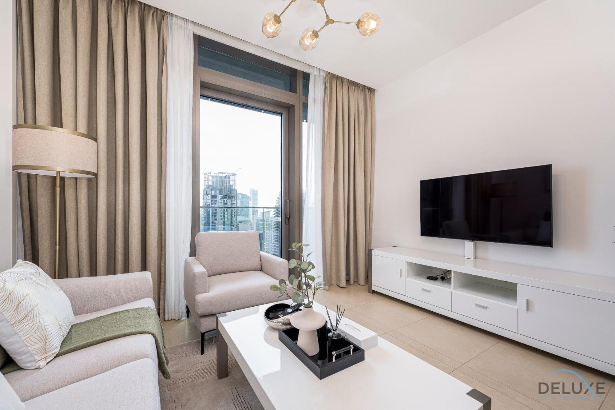 Apartment Chic 1br In The At Marina Gate 2, Marina By Deluxe Homes *