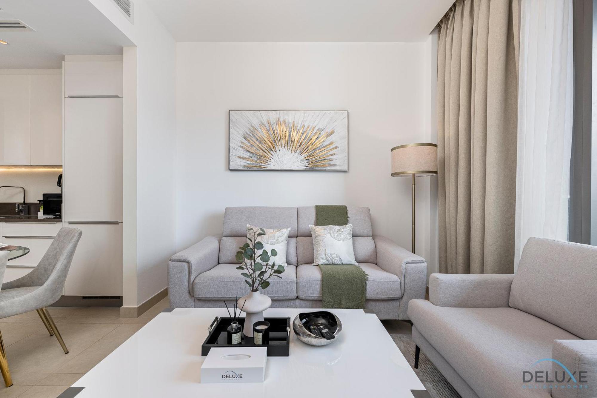 Apartment Chic 1br In The At Marina Gate 2, Marina By Deluxe Homes *