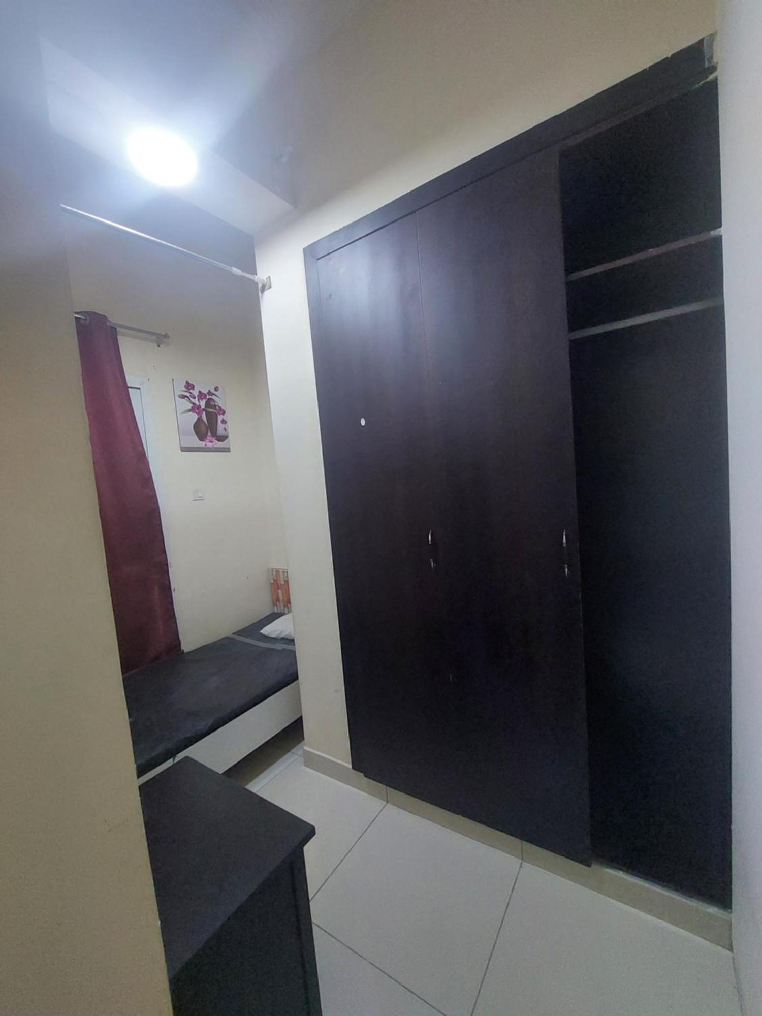 Low-priced Budget For Rent Near Dafza Homestay