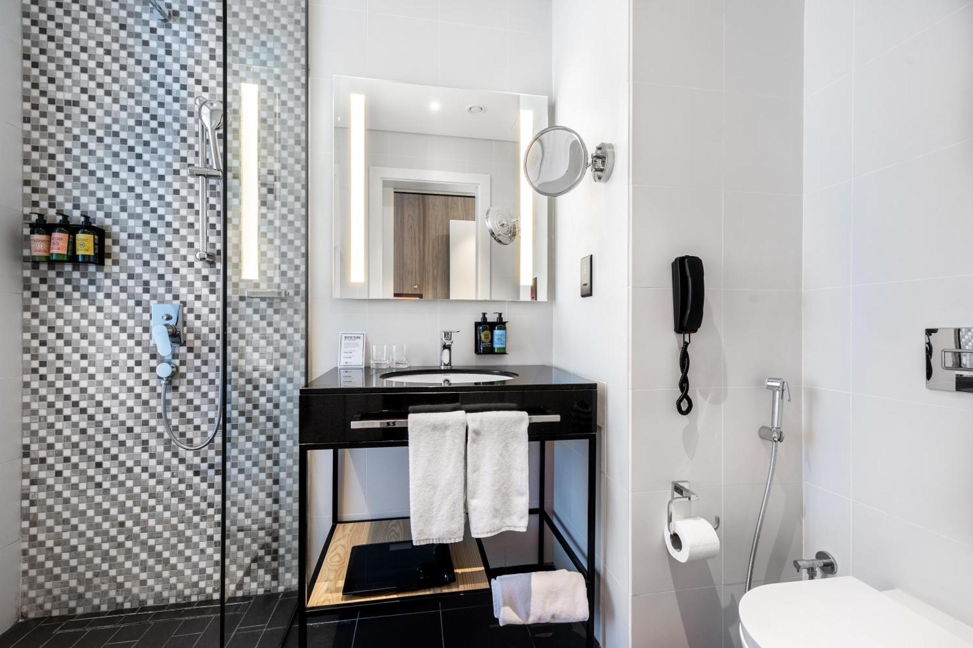 Ink Hotel