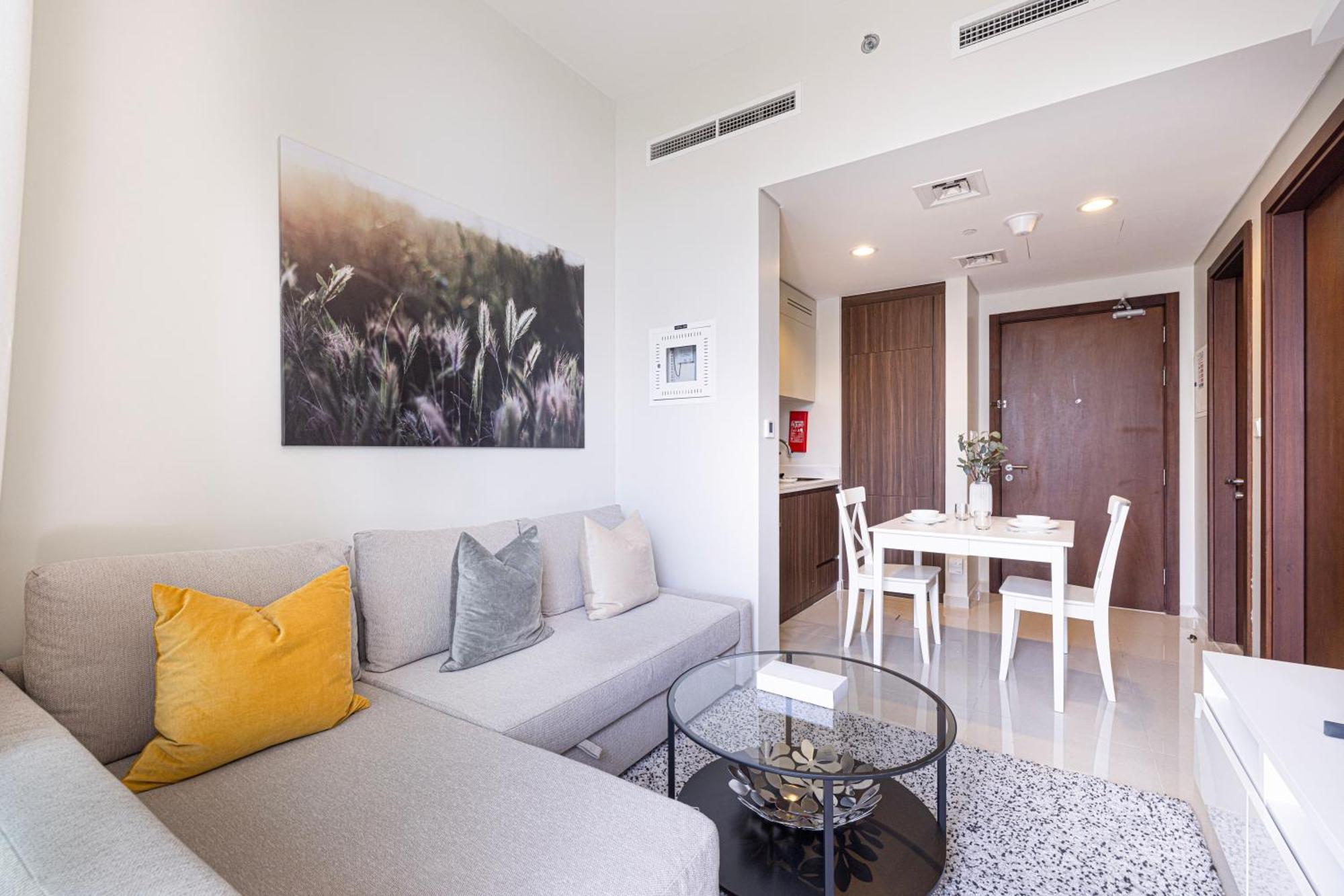 Luxe | 1br | Close To Burj Khalifa & Mall Apartment *