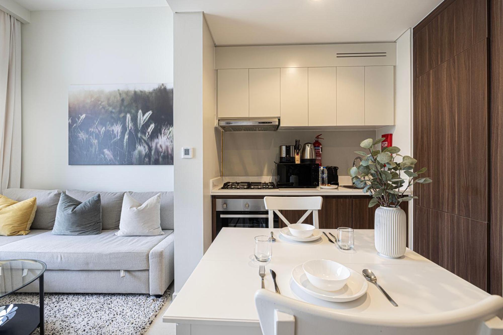 Luxe | 1br | Close To Burj Khalifa & Mall Apartment *