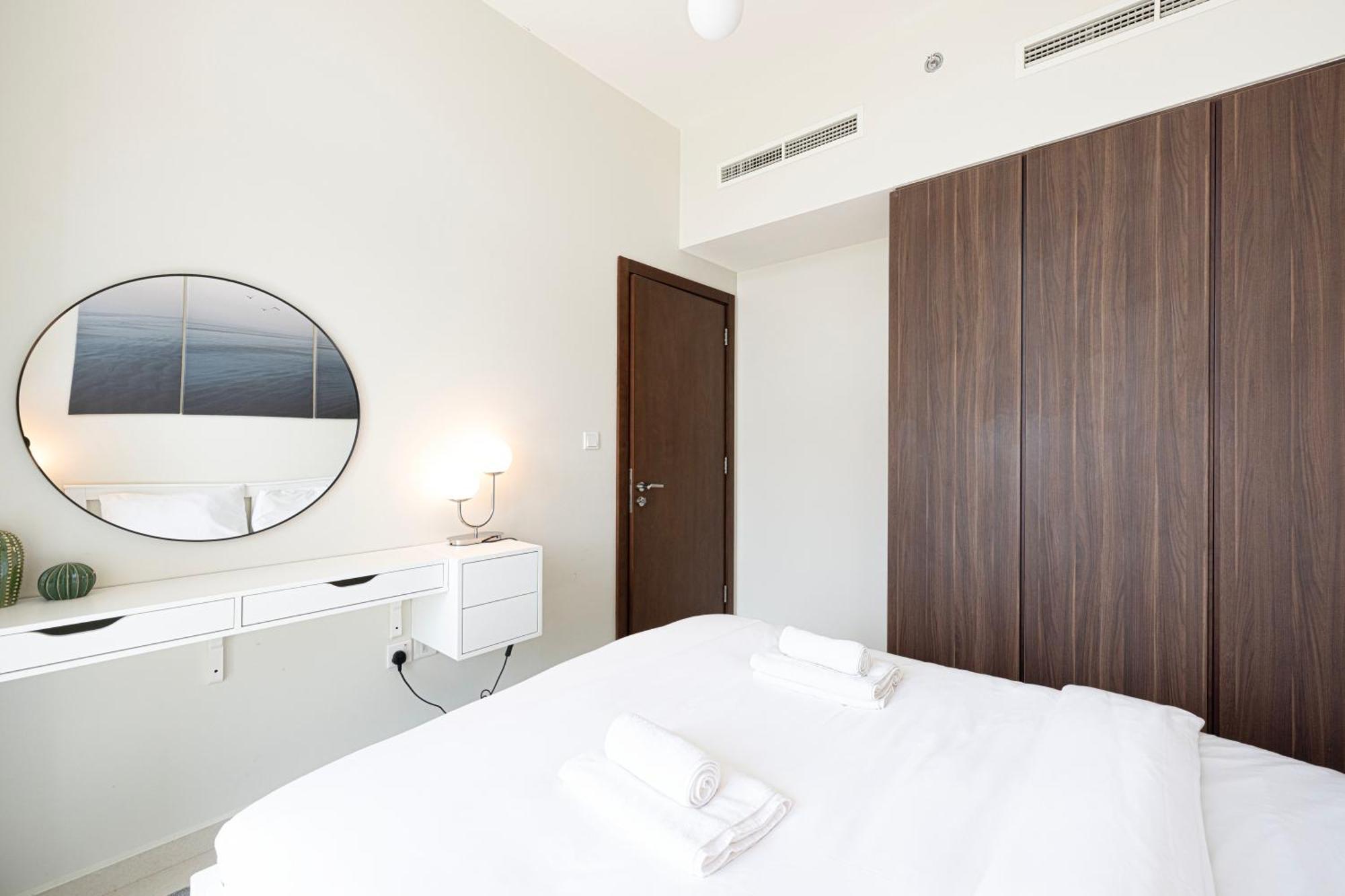 Luxe | 1br | Close To Burj Khalifa & Mall Apartment