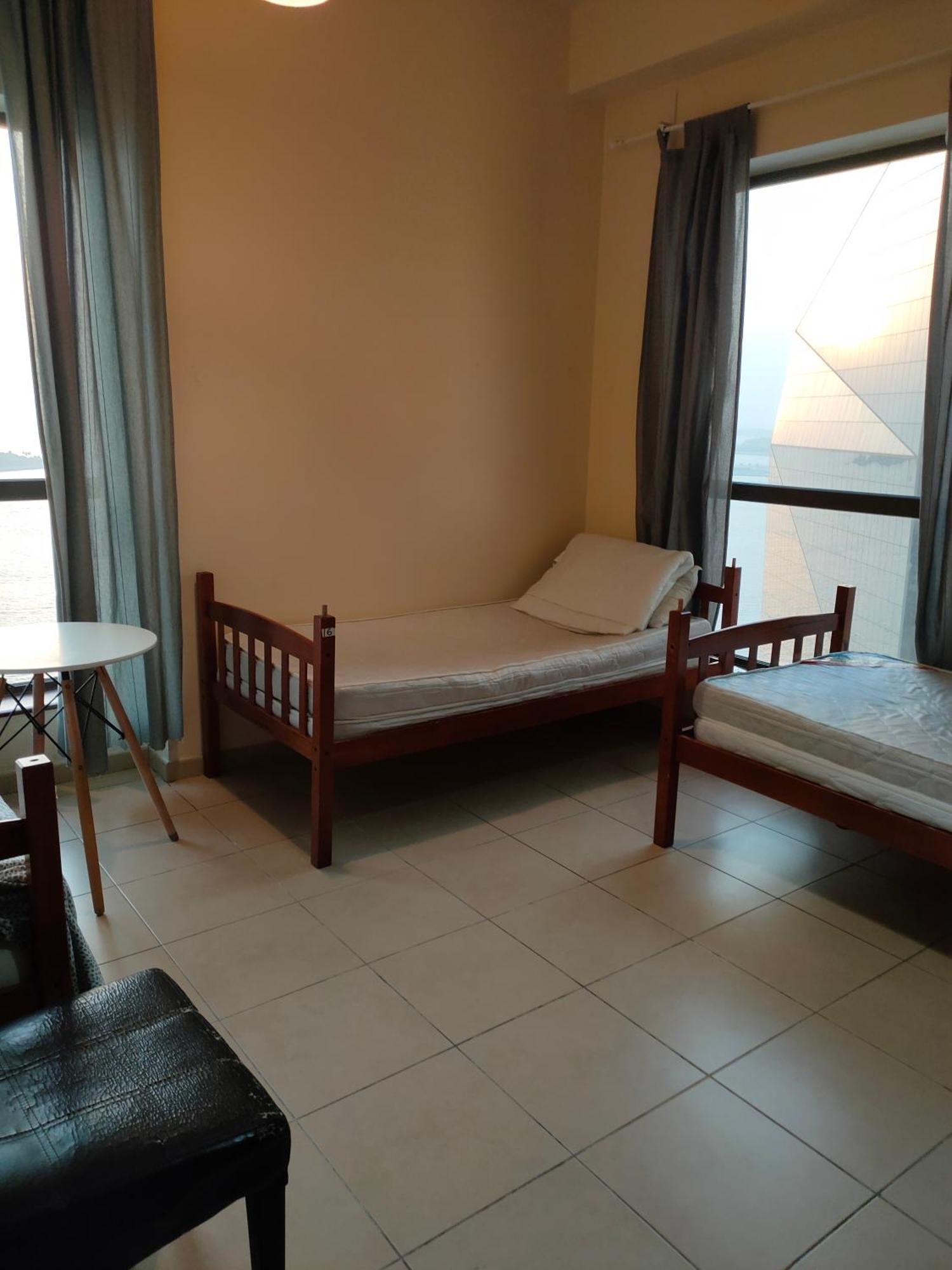 Dxb Backpackers Hostel *