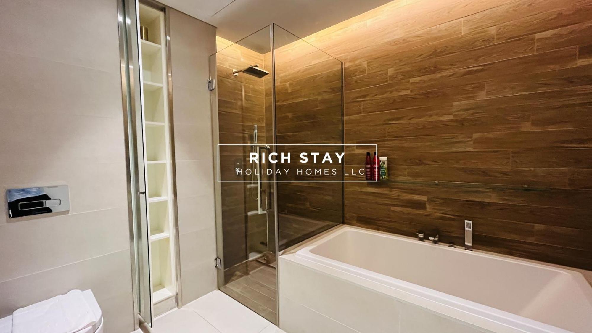 Crystal Clear 1br In Blue Waters With Ain View Apartment